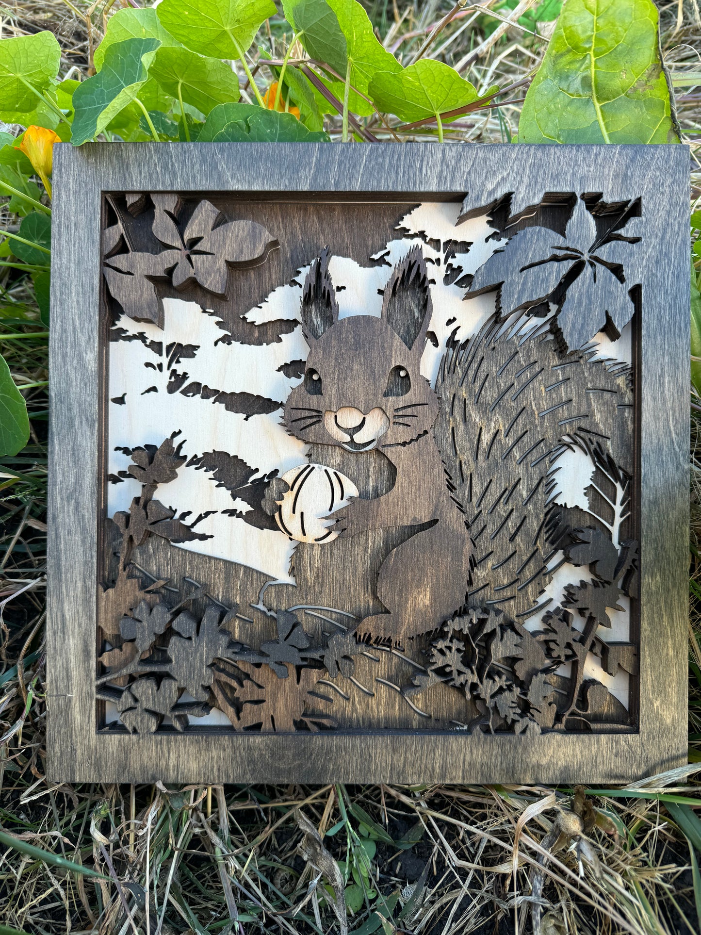 Squirrel multi layer decor